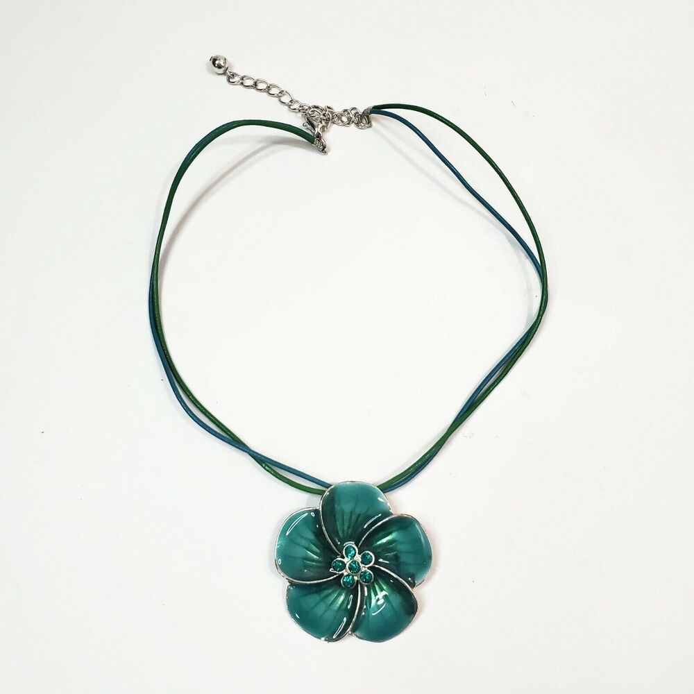Green Enamel Rhinestone Flower Cord Necklace Signed KC 19"